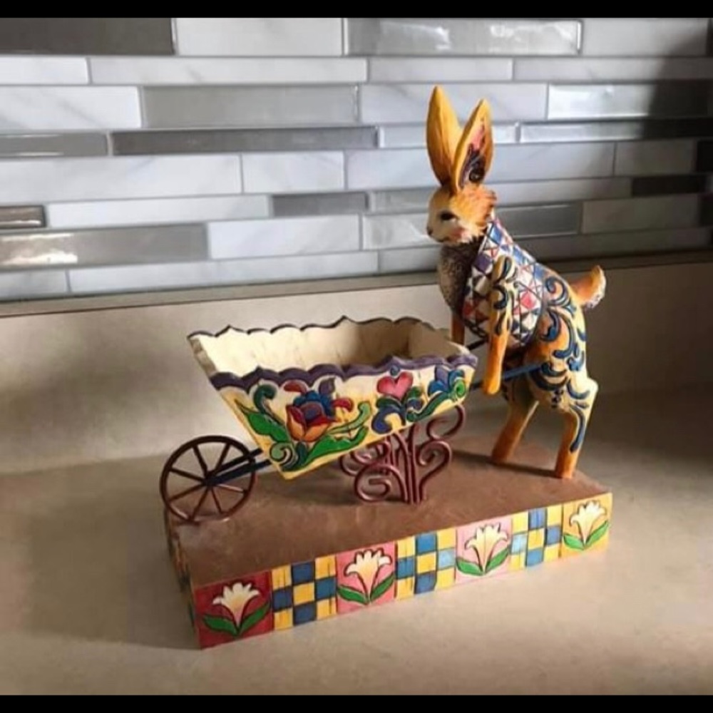 Jim Shores Figurine-A Bunny’s Work is Never Done